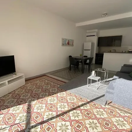 Le First - Comfort In The Heart Of The Apartamento *